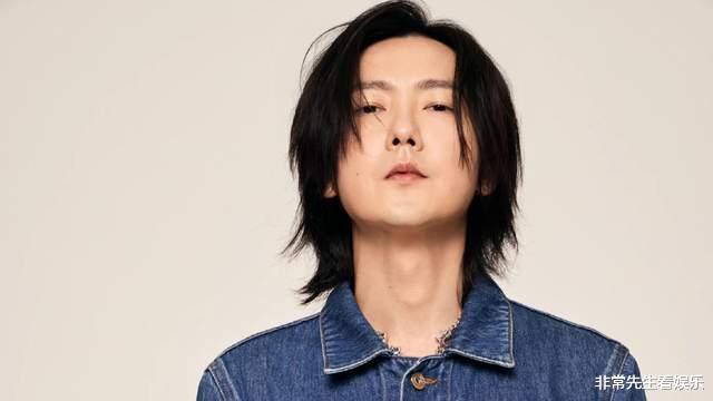 披哥2|《披哥2》共10人淘汰，2人不适合，5人沦为背景板，仅1人是意难平