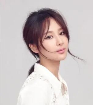 芹菜 女生扎马尾时，少犯这3个\错误\！掉发不说，还会增高发际线