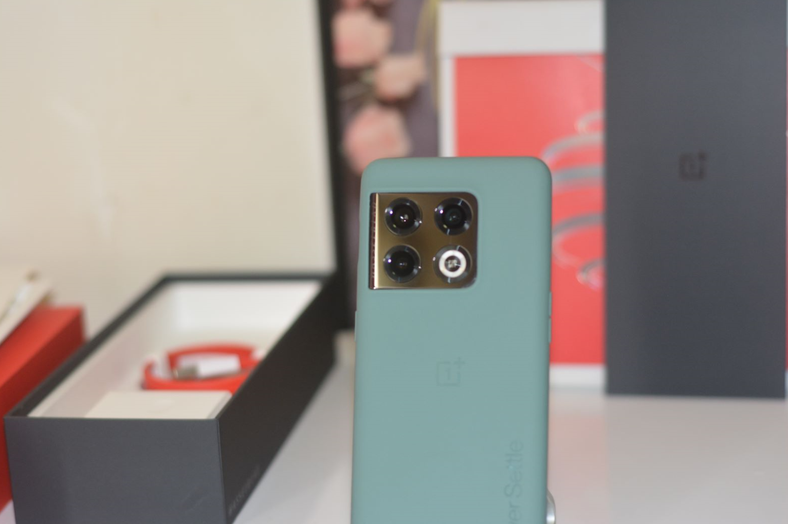 vivo x|旗舰大魔王，一加10 Pro是如何蜕变成全能旗舰的