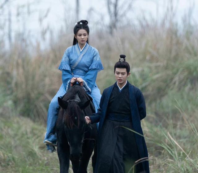 周生如故|泪目！《周生如故》全员发文纪念一周年，任嘉伦白鹿开口引回忆杀