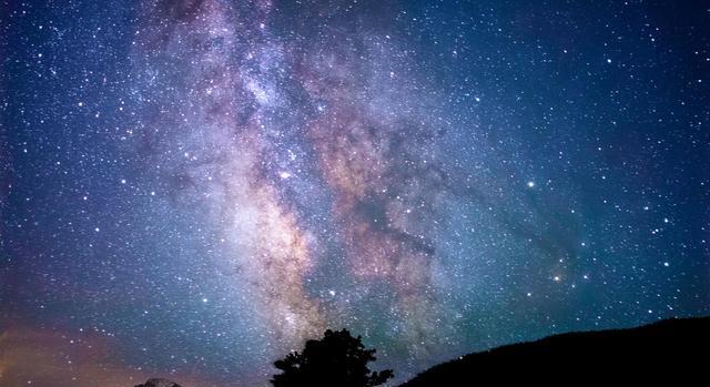 天上的星星离我们究竟有多远?这可能是人类永远无法企及的距离!