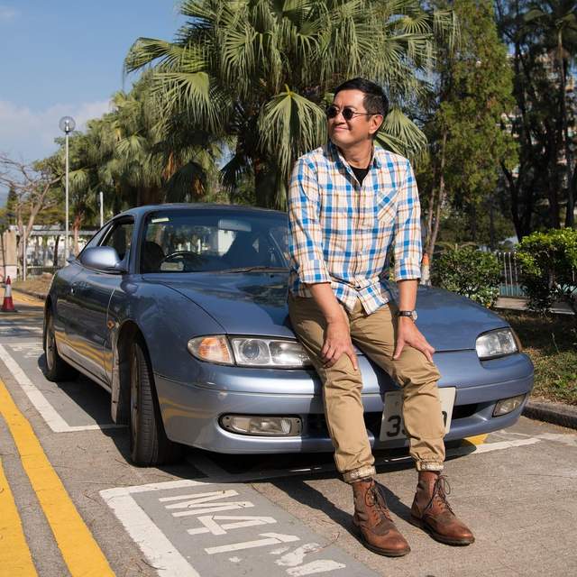 邓梓峰|61岁TVB男星低调曝豪宅内景,家族资产达16亿,却27年开同一辆车