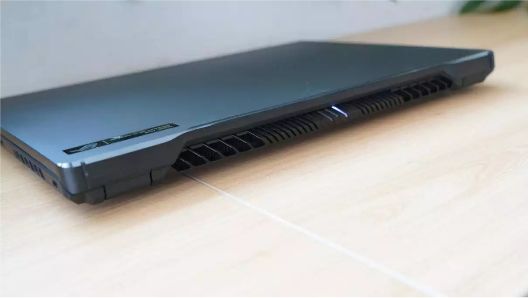 耳机|为自己选购一款高性能笔记本电脑,以及不可缺少的电脑配件推荐。