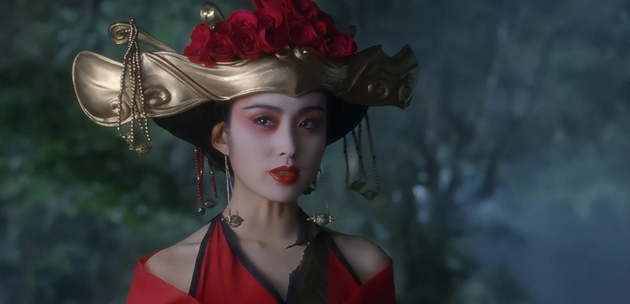 张敏 23岁张敏遇上24岁周慧敏,这10位女星的20几岁,美得不可一世