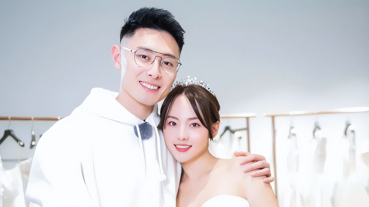 张嘉倪|离婚了？张嘉倪深夜醉酒被拍，与买超结婚8年生2子却不被婆婆承认