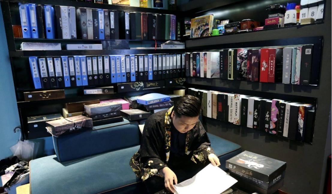 剧本杀|年轻人捧红的剧本杀，却成为“低俗产业”的温床，无数人深陷其中