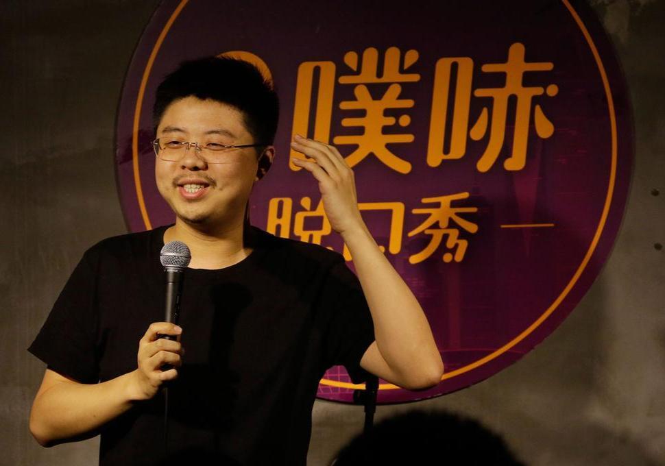 脱口秀大会|呼兰182票击败鸟鸟，夺冠当之无愧，他比鸟鸟北大中文系毕业更牛