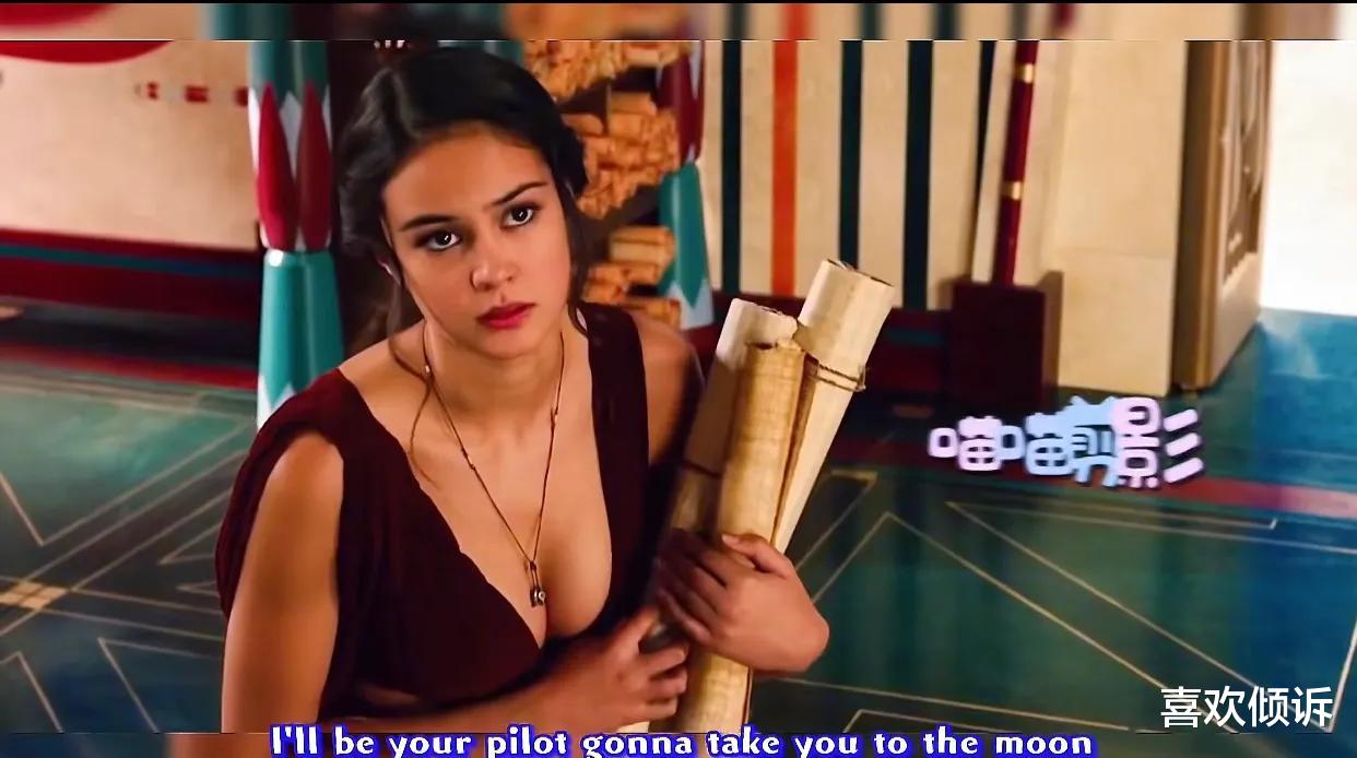 舔屏|科特妮·伊顿：符合东方审美舔屏级颜值令人叫绝