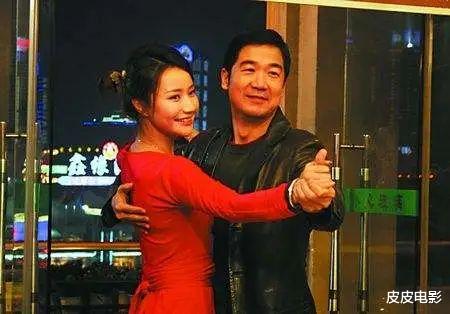 杨蓉|有颜值,有身材,又有金主,却死活捧不红,这20位女星成名太玄学