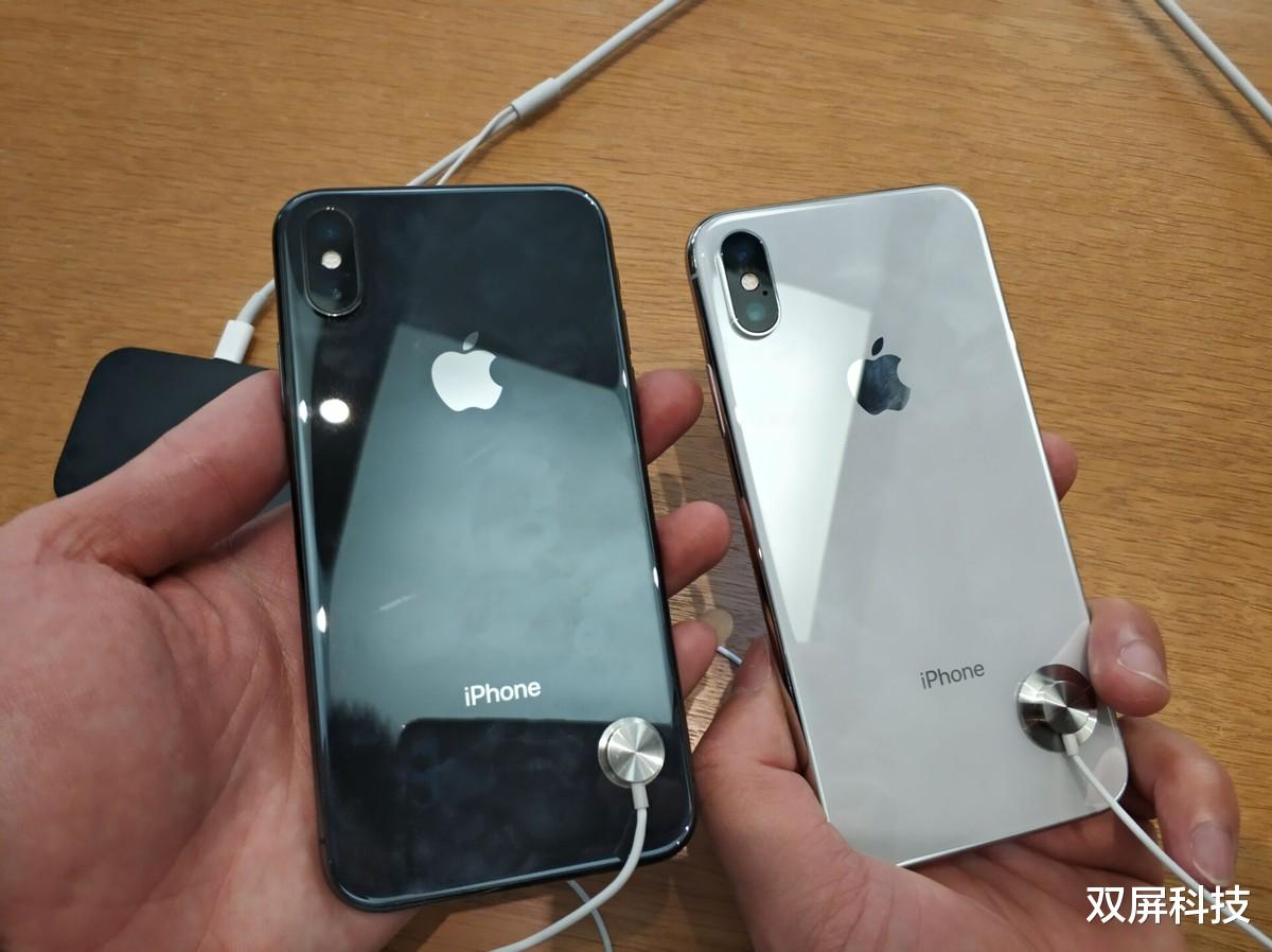 苹果|从8388元跌至1418元，二手iPhone+刘海屏，旗舰机跌入千元市场