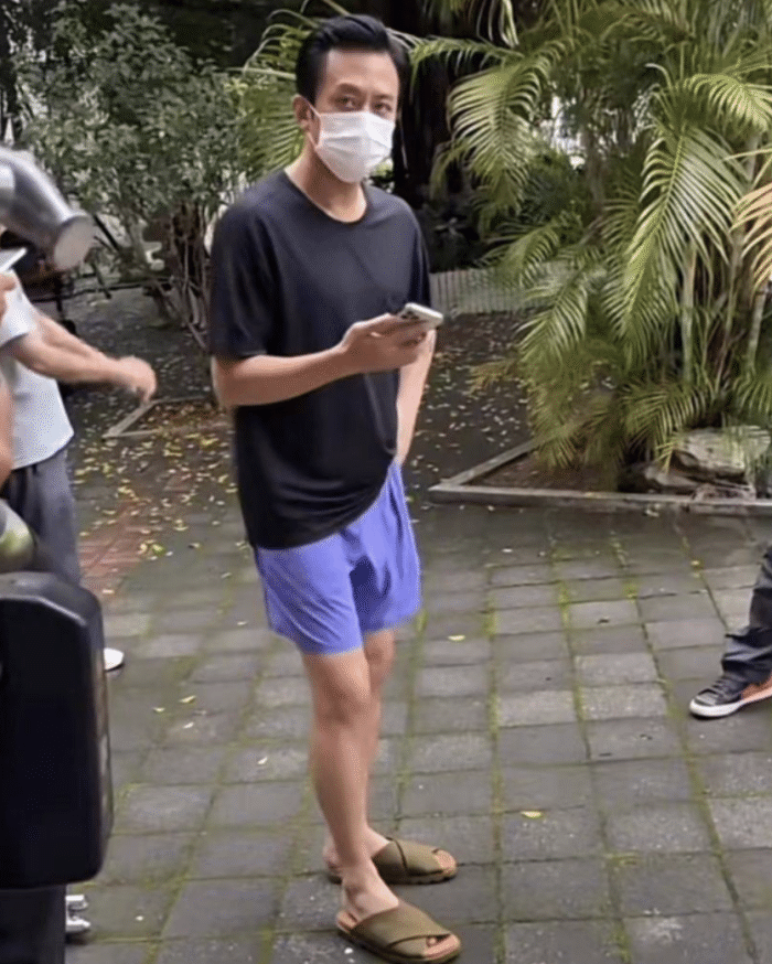 孙俪|邓超夫妇片场花絮曝光,邓超逗孙俪开怀大笑,互相依偎合影互动甜