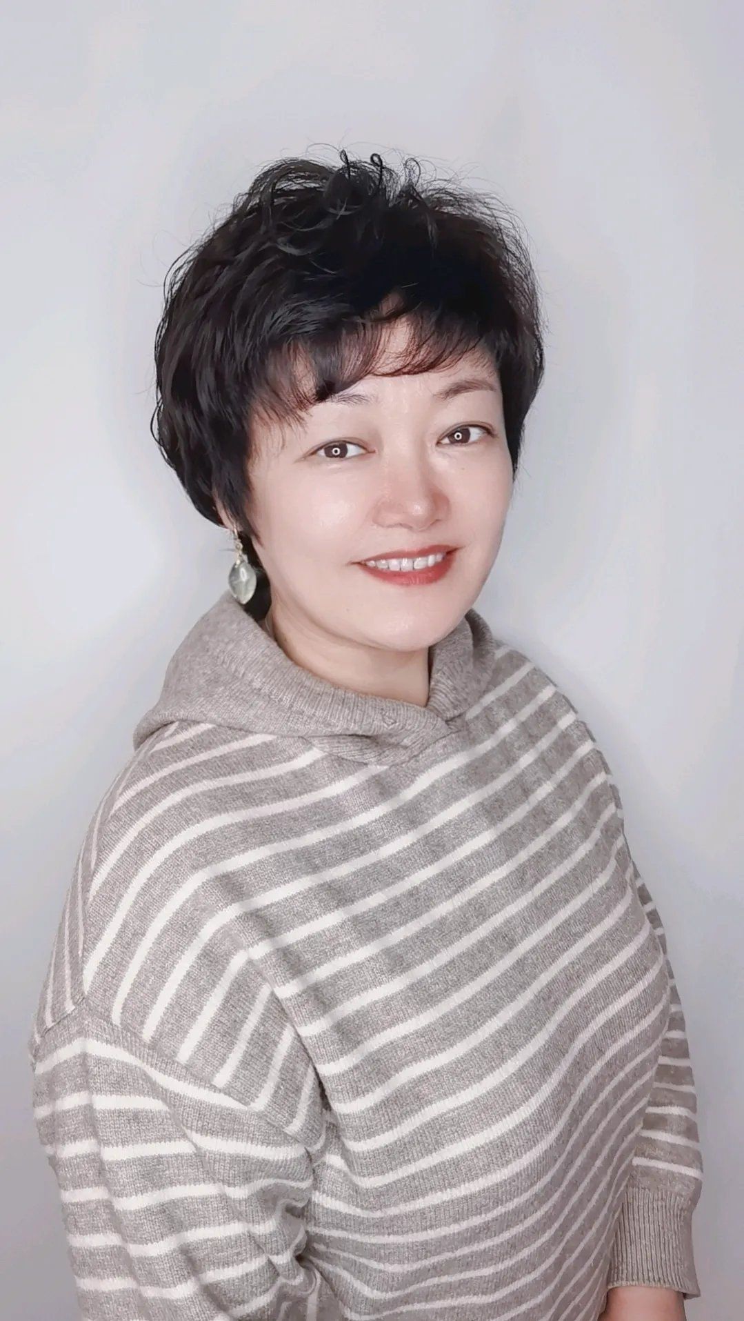 发型 为什么你的发型不够美，试试这3种，效果真不赖