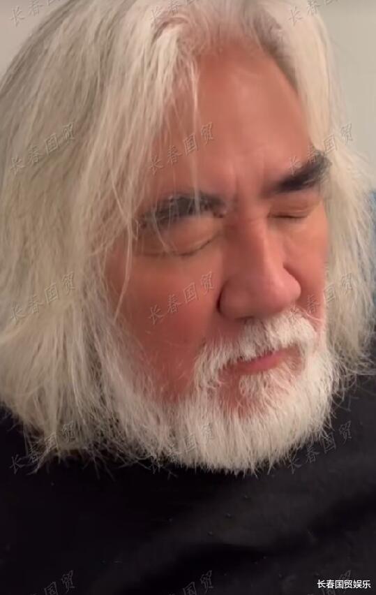 张纪中|71岁张纪中感染新冠第九天，症状越来越重，表情痛苦吞咽困难