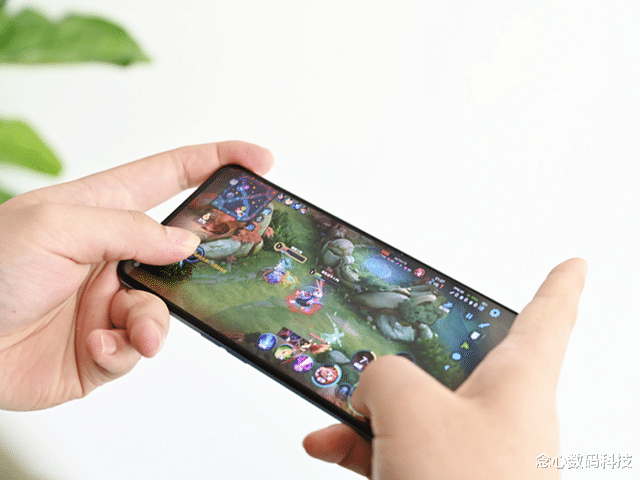 华为|不要瞧不上千元机,高价手机不一定好用,这4款机型足够使用了