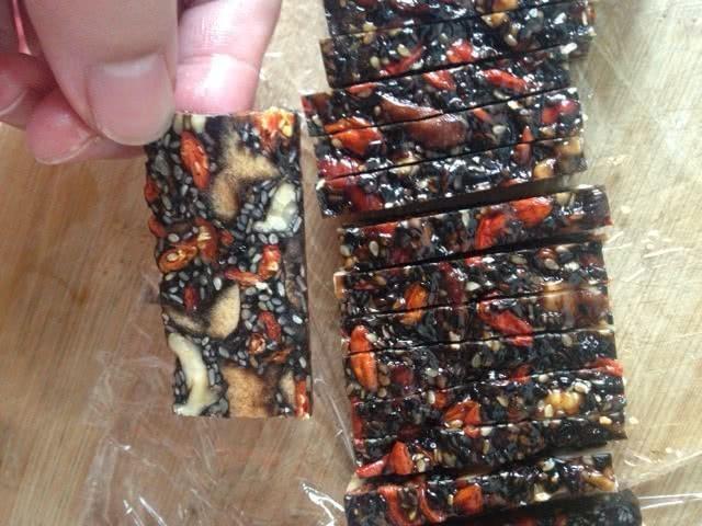 更年期|女性40岁后想要保持年轻,多吃3种天然雌性激素,现在开始还不晚