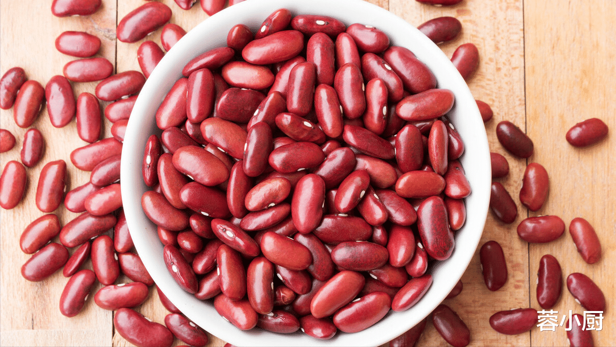 清明后湿气重，建议多吃“6种除湿菜”，忌“3果”，轻松过雨季