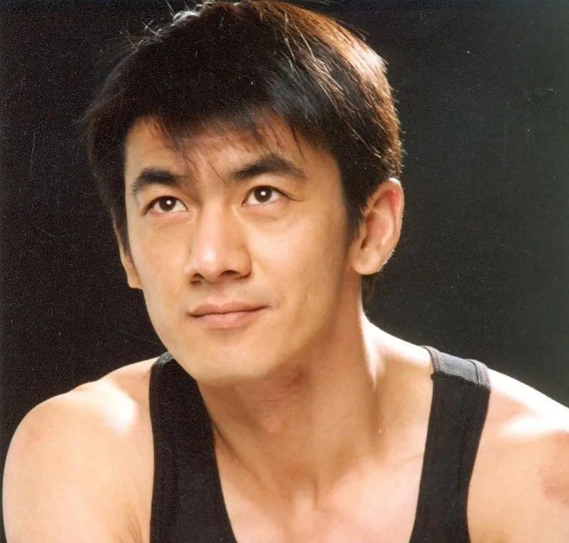 任天野|任天野:女友怀孕就结婚,一心相爱16年无绯闻,支持父亲再娶娇妻