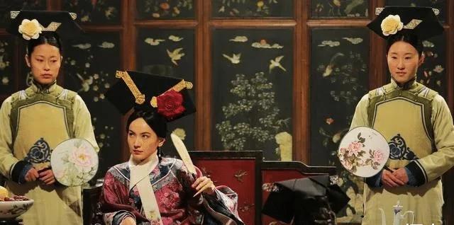 陈瑶|别说贴个假胡子就是是女扮男装了，7位女星告诉你，啥叫雌雄难辨