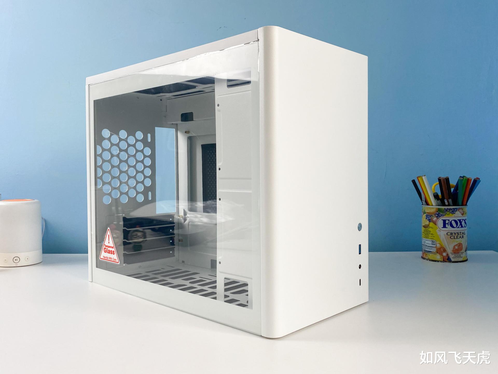 冬奥_北京冬奥|打造清爽桌面,尝试组装全白色幻彩小机箱,既简单也不简单