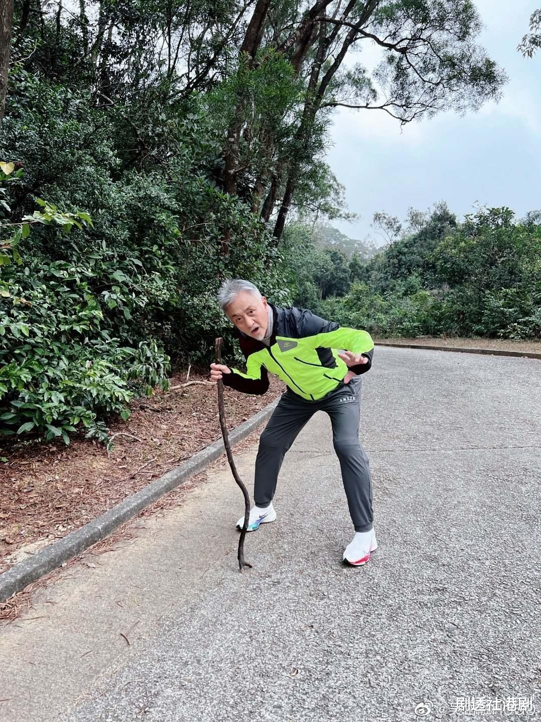 吴岱融|挑战最奸角色！TVB老戏骨新剧动作戏连场，用拖鞋打到对手耳鸣