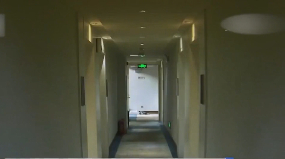 离异女子贪便宜,与网友宾馆见面,轻率行为送了自己性命