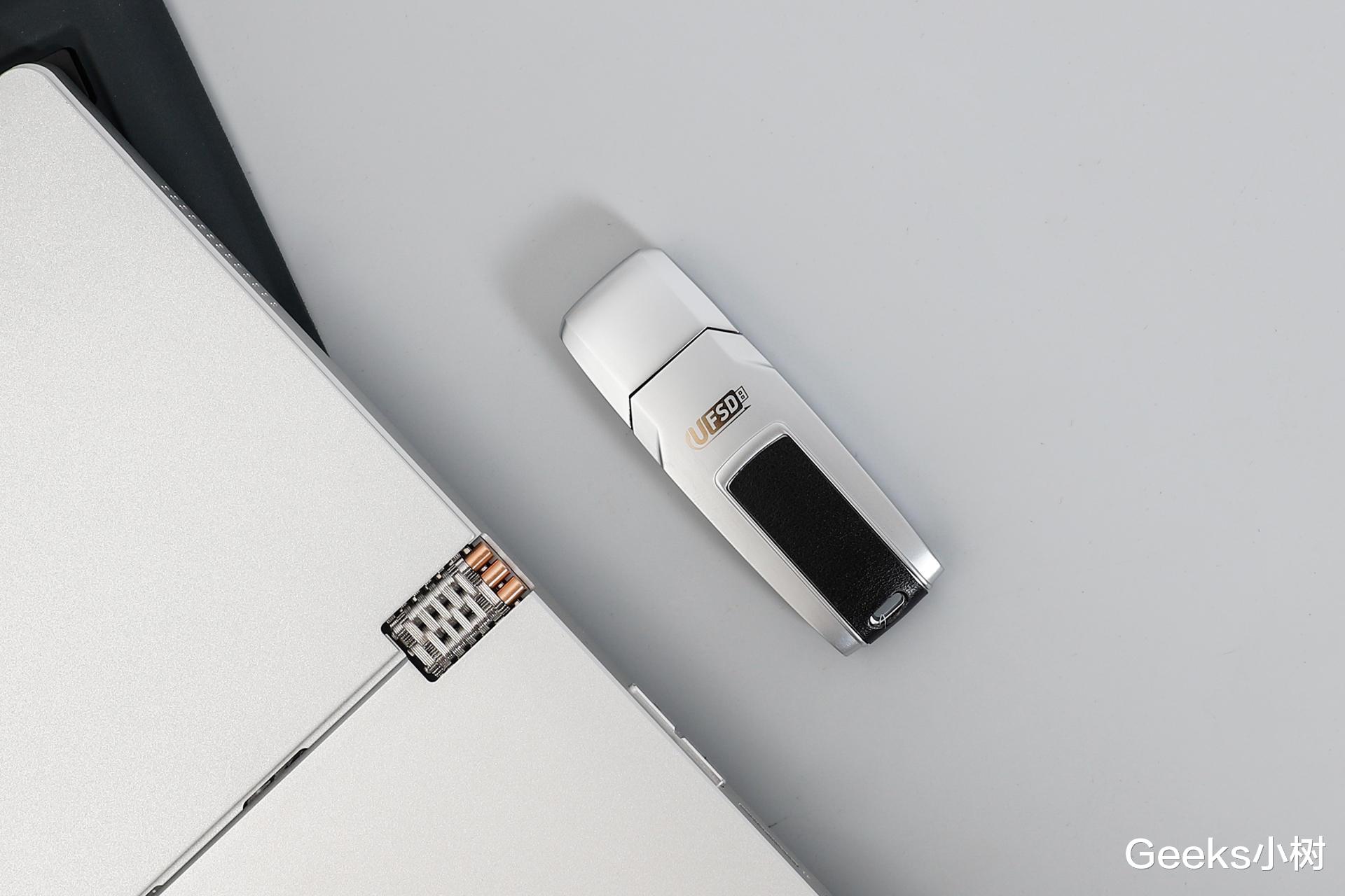 跑分|秀儿，是你吗？ORICO快闪U盘不掉速体验，3G文件传输仅需1秒