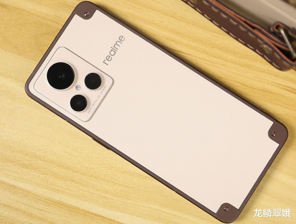 高通骁龙|无需频繁换手机，如果预算允许，这4款机型一步到位，用5年不卡顿