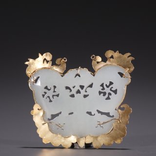 蝴蝶|银鎏金点翠镶和田玉蝴蝶型挂件