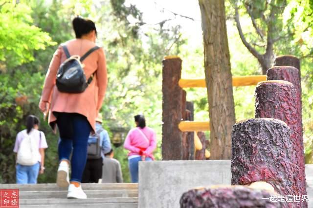 大理|甘肃岳麓山上,有许多奇怪的亭子,背后藏着故事