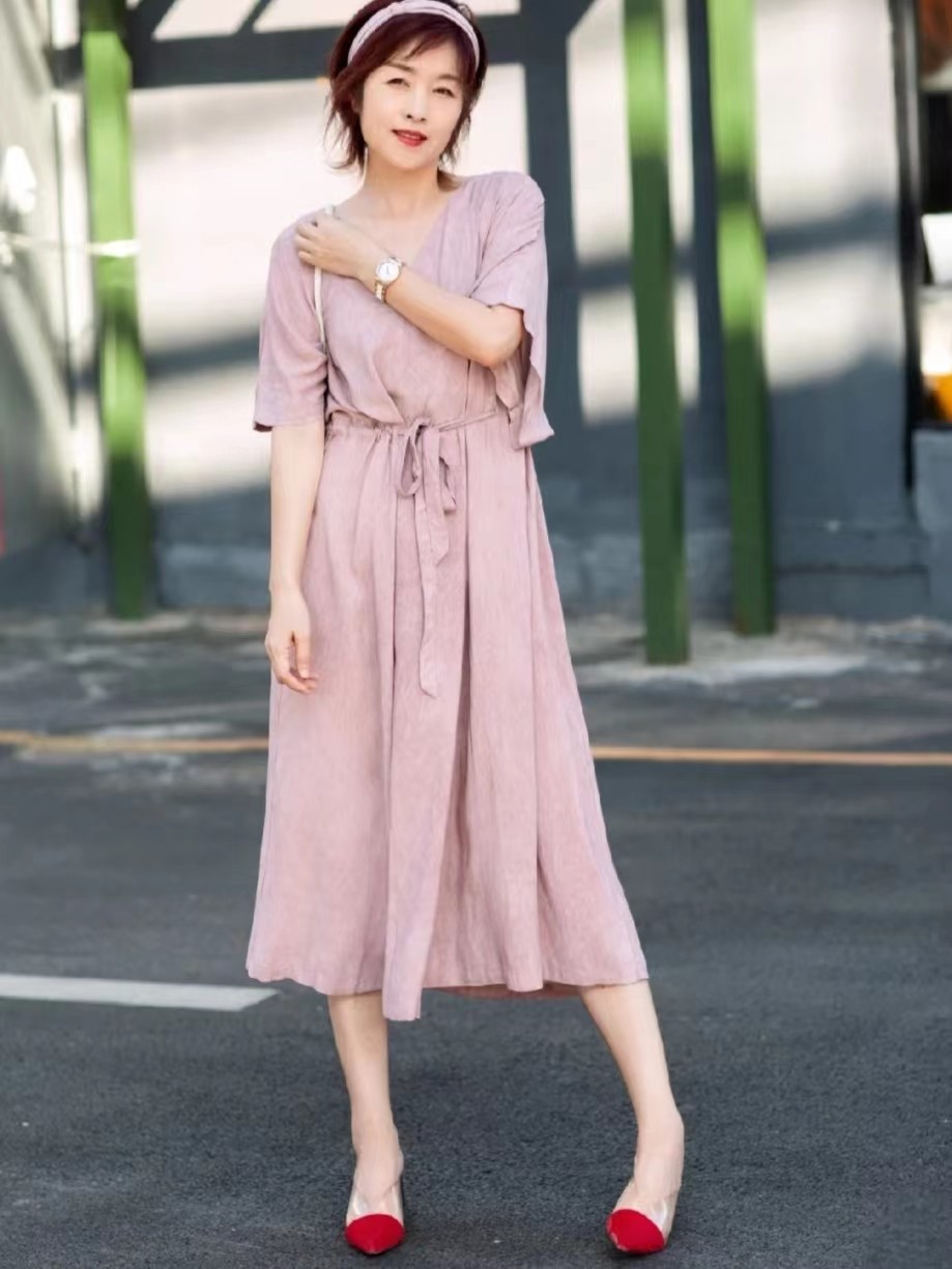 2型糖尿病 为啥说女人过了50岁后，“剪短发”更洋气？看看这些妈妈辈就知道
