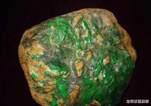 翡翠|健康玩翡翠:癣下真的会生色吗?