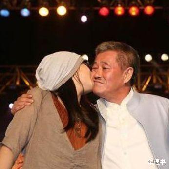 谢霆锋|桃色绯闻、赌博、炫富，一手王炸的赵本山，就这样把自己玩没了