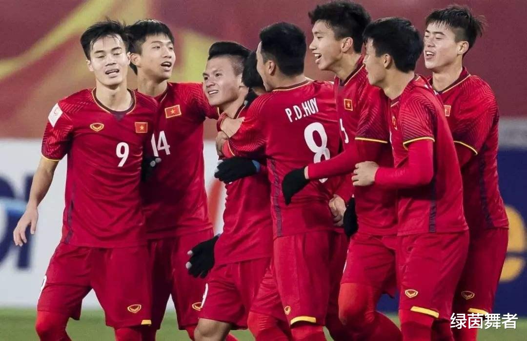 中国队|从0-4到3-4！越南女足遭连败，挑战中国队成奢望，大黑马爆冷夺冠