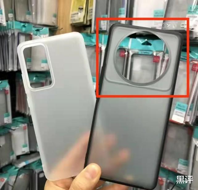 小米科技|小米12 Ultra真机疑被曝光,星环镜头模组,5倍潜望式技术