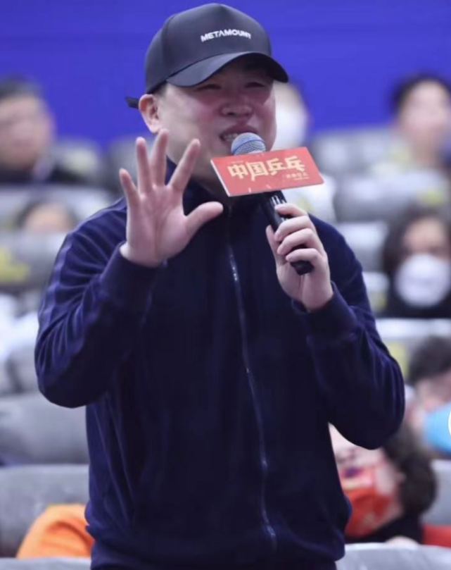 陈赫|陈赫与张子萱高调同框，一起支持邓超新作，阳康后不戴口罩引热议