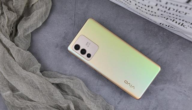 vivo|vivoS18曝光，继续1.08亿大像素，16G+512G版本不超过四千