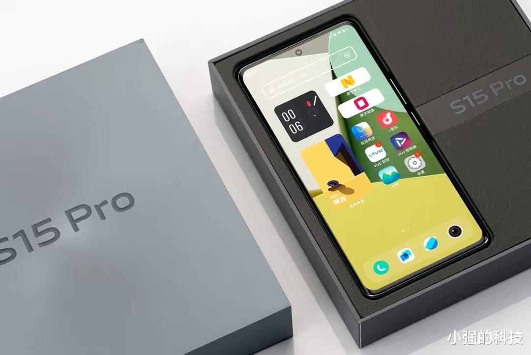 |近期哪款手机屏幕好 这三款看过来 拥有顶级手机屏幕但价格不是顶级