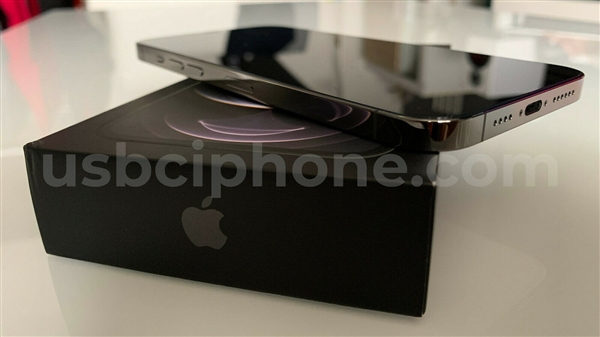 iphone12|全球首台USB-C接口iPhone 12来了 完美点亮屏幕