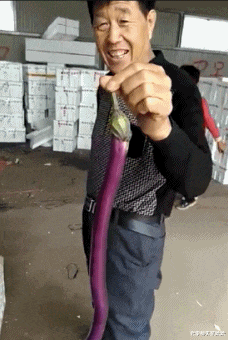 浙江女子找闺蜜，在楼下发现出差丈夫的汽车，对方沉默离开