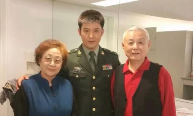 孙涛|“春晚专业户”孙涛事业成功，得感谢望子成龙的严父与旺夫的娇妻