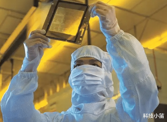 苹果|360天烧光1410亿!同行“遮羞布”被撕开,任正非的话该重视了