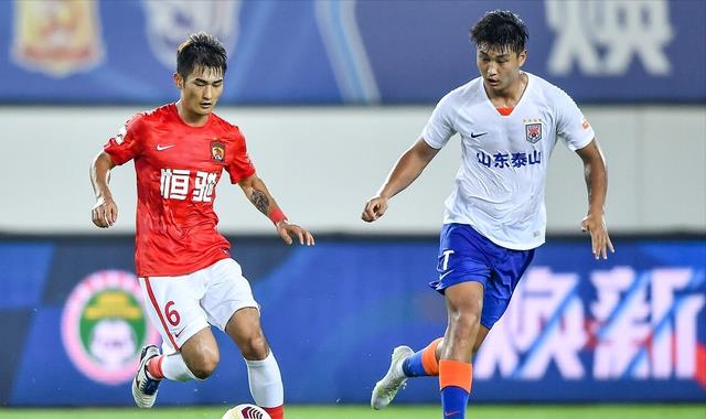 徐新|1-0！1-2！泰山第7国脚诞生，踢到33岁=拒做“徐新”，上港无机会