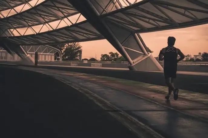 燃脂|夏天警惕“跑步过度”，注意这5个方面