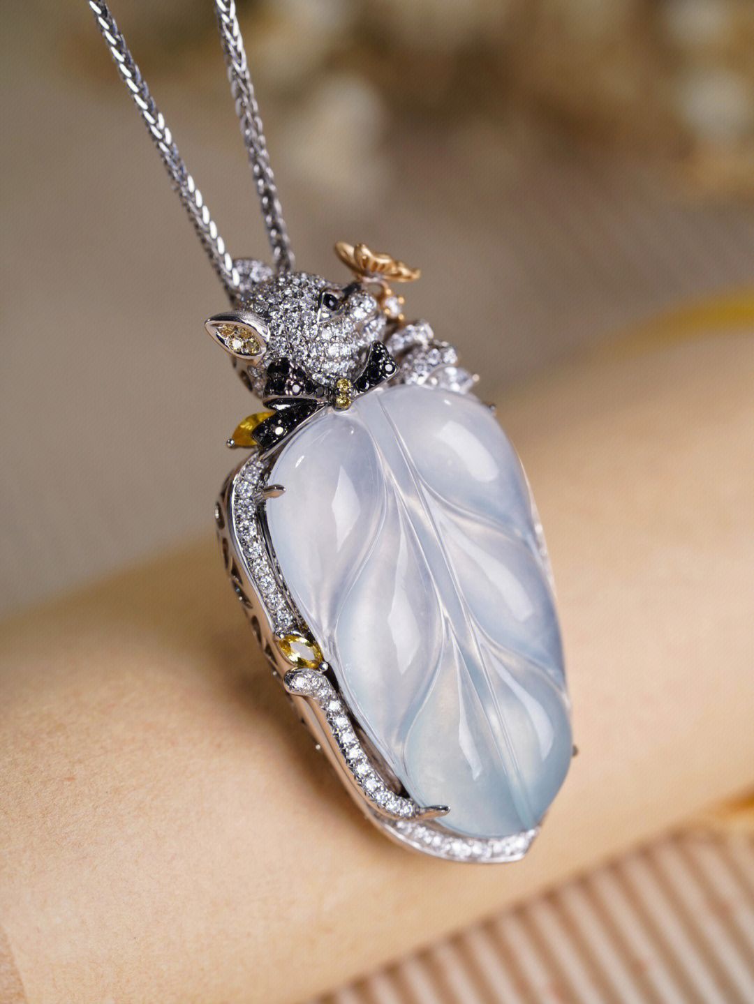 翡翠|翡翠玉叶这是一个有个性的“小猫”