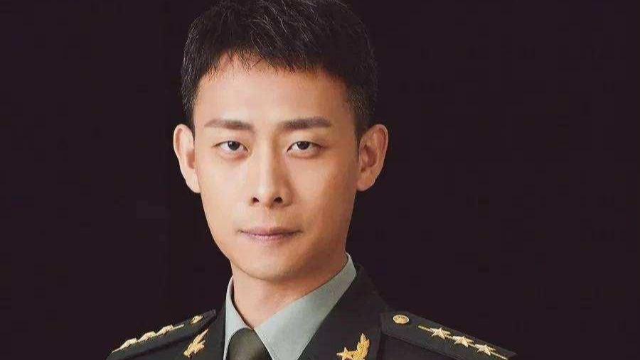 张译|被说天资平庸，吃不了演员这碗饭，却成就百亿票房影帝