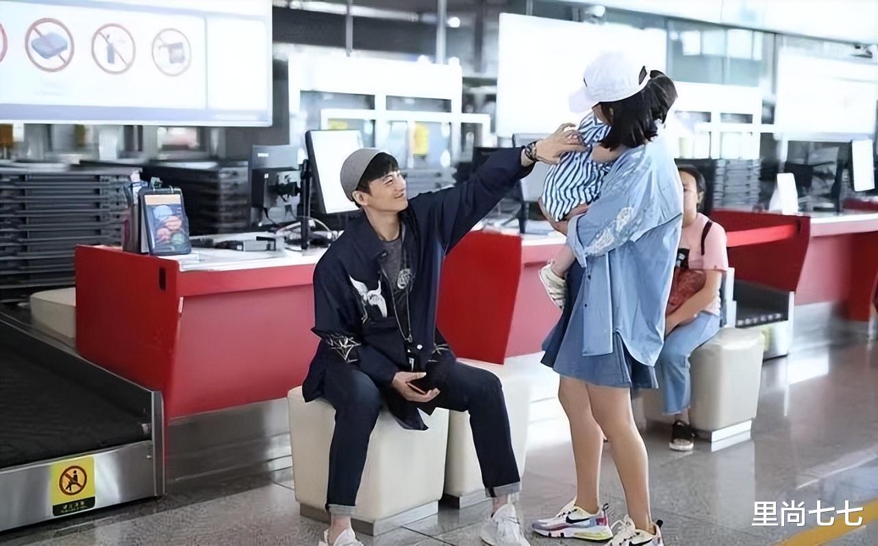 朱丹|周一围也有柔情一面，陪娃玩耍显慈父本色，朱丹刻意扮嫩显做作