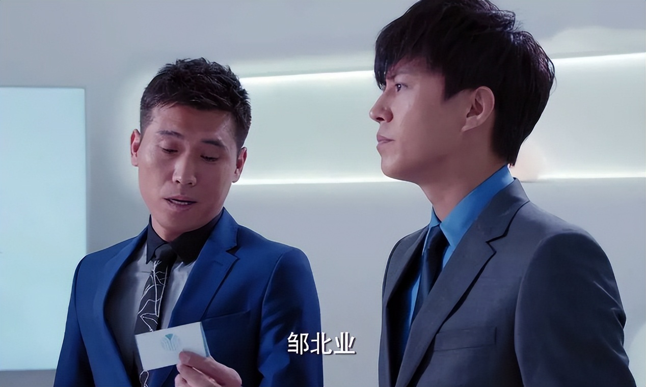 《勇者无惧》仅播2集,收视率直逼第一!两大卫视抓到“王炸”剧了