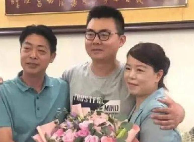 关系缓和?北海舅妈改回原名发澄清视频,并指责网友在诬陷他们