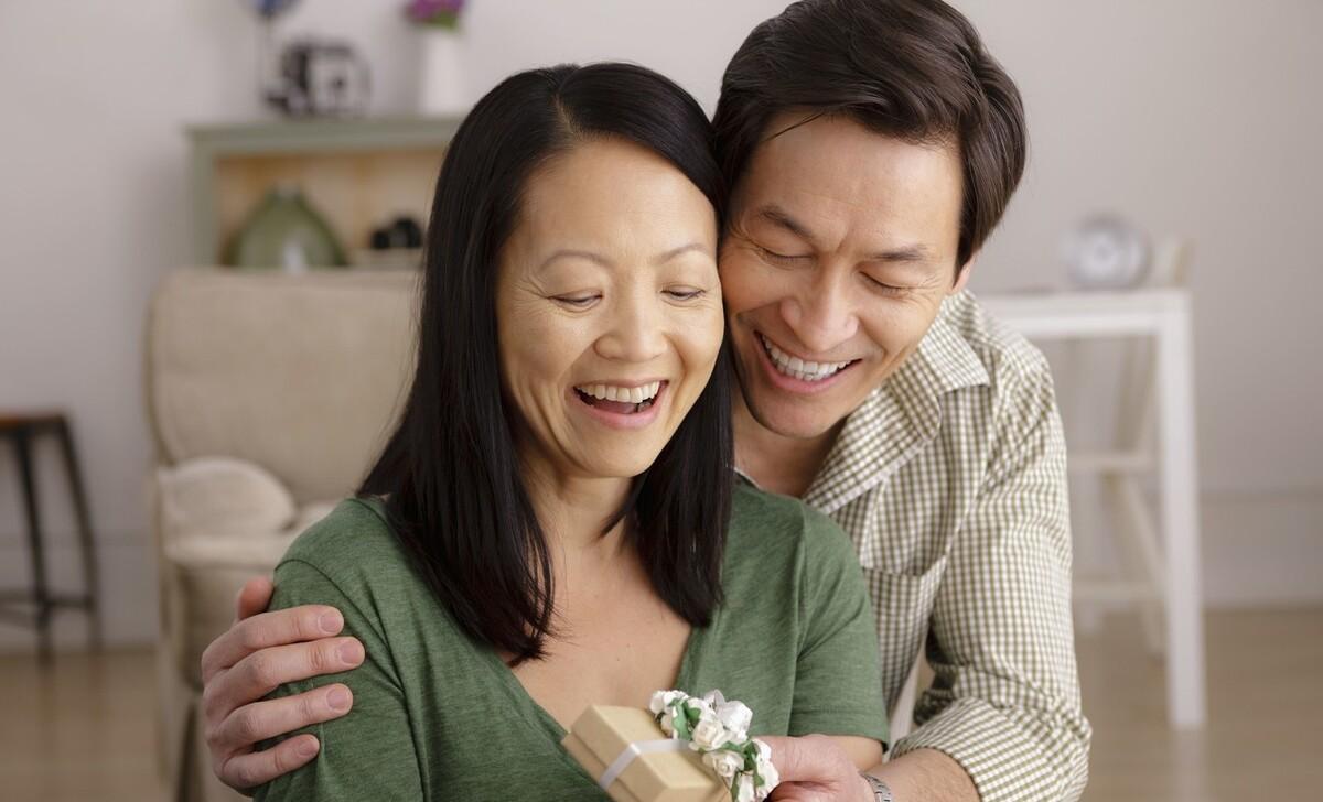 威马汽车|要求全职妻子重回职场,却逐渐意识到这三个问题