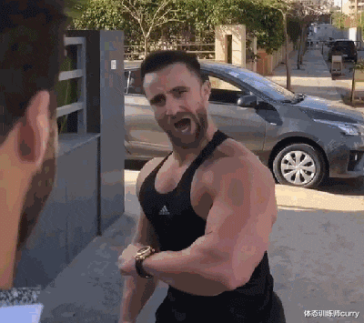 |新手练背难、手臂先没力气怎么办？改变两个细节，背部收缩感翻倍